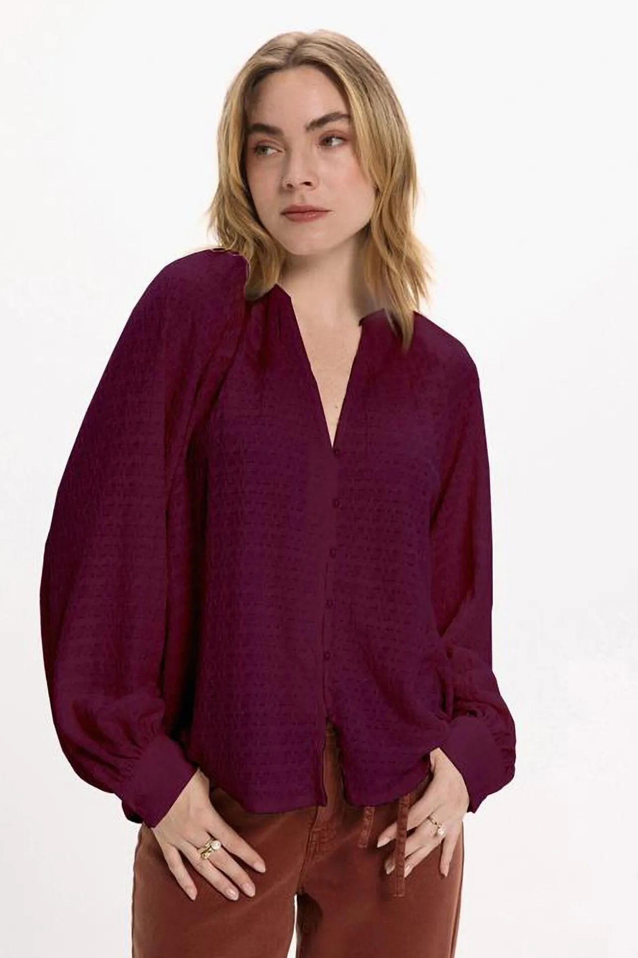 Blusa de manga larga con cuello mao