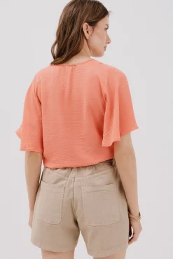 Blusa encaje volantes