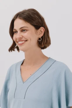 Blusa encaje volantes