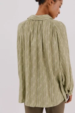 Blusa fluida estampada lurex