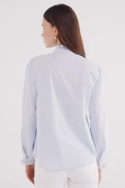 Blusa Oxford cuello volante