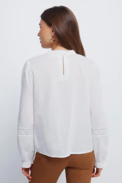 Blusa romántica lace