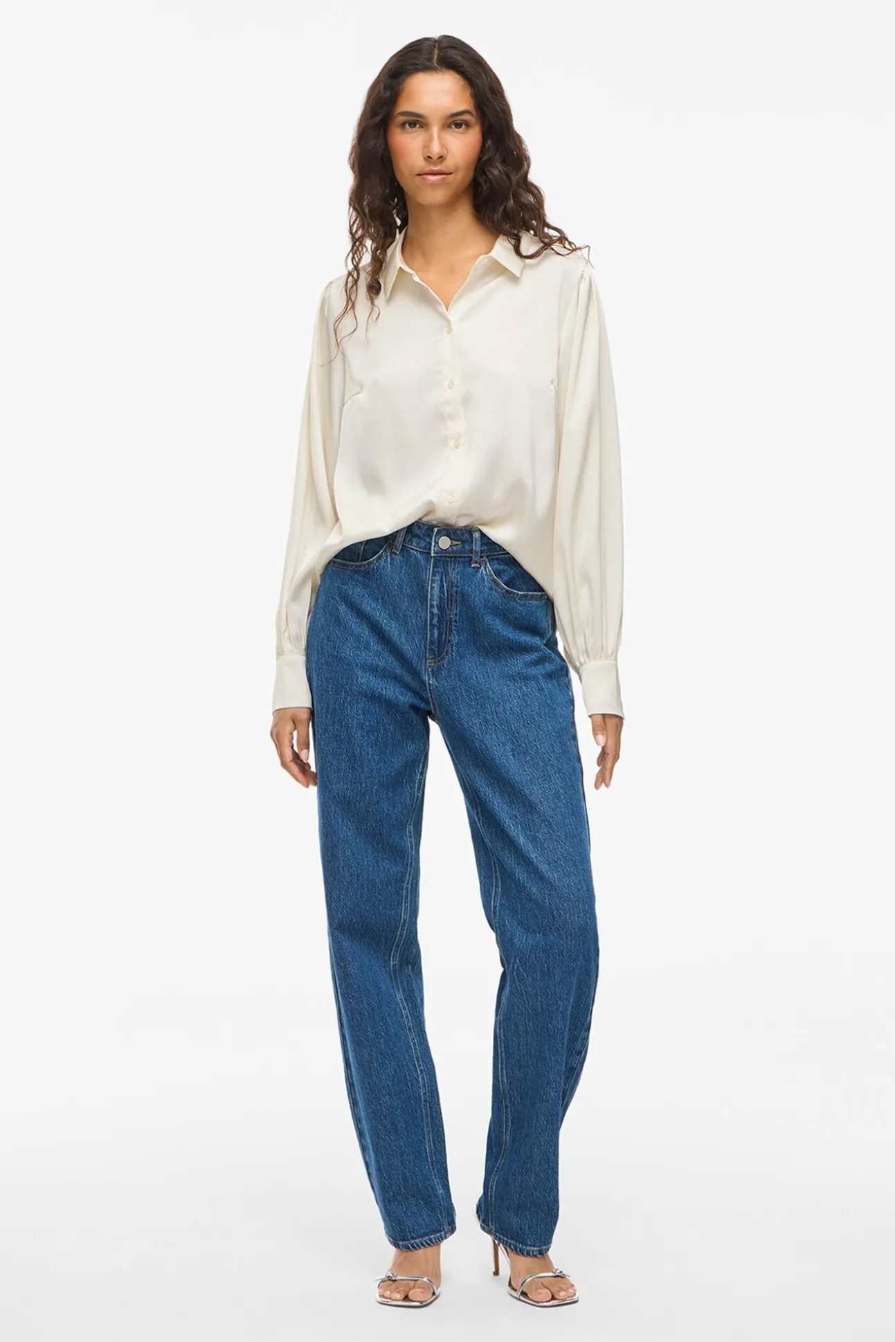 Blusa satinada de manga larga