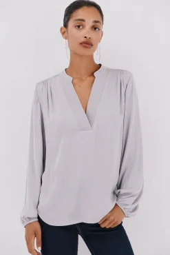 Blusa satinada fluida