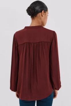 Blusa satinada fluida