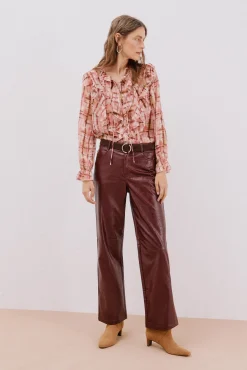 Blusa volante delantero