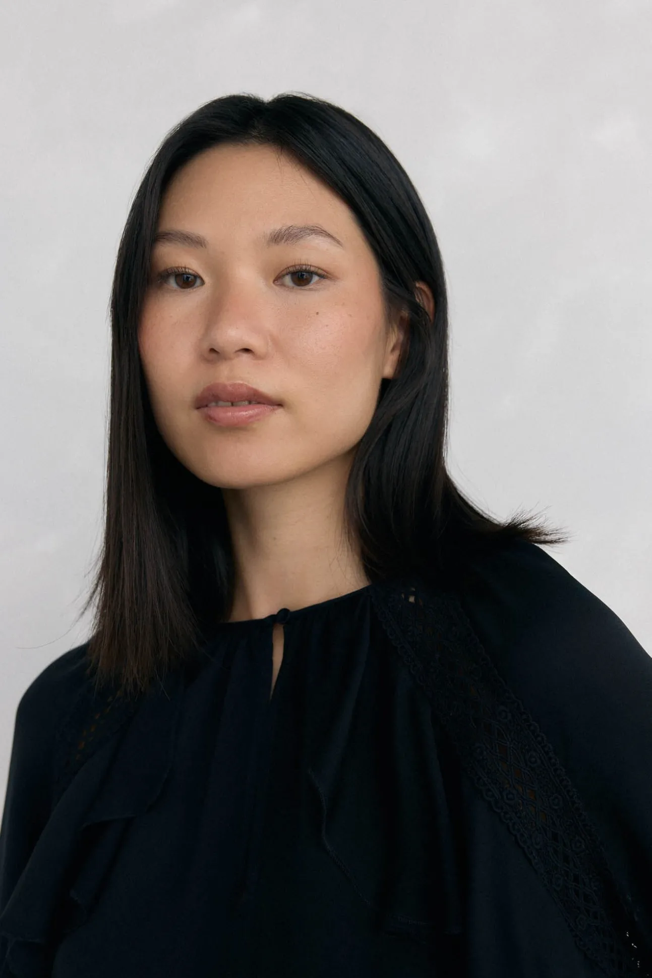 Blusa volantes puntilla