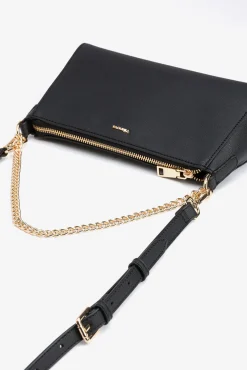 Bolso bandolera con cadena