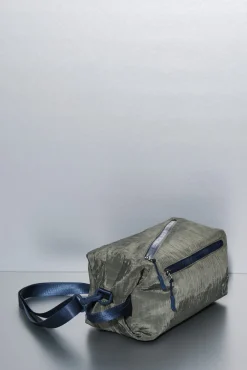 Bolso bandolera nylon kaki satinado