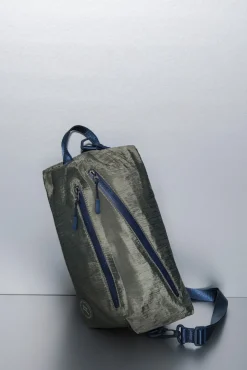 Bolso bandolera nylon kaki satinado