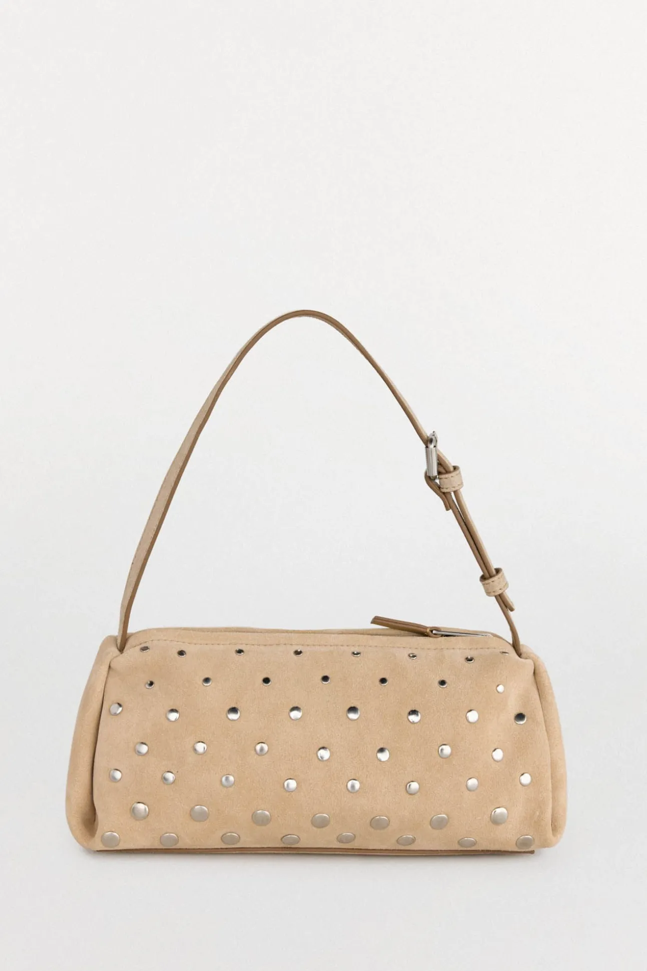 Bolso de hombro con tachas en piel