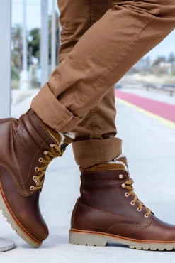 Bota de hombre en piel napa
