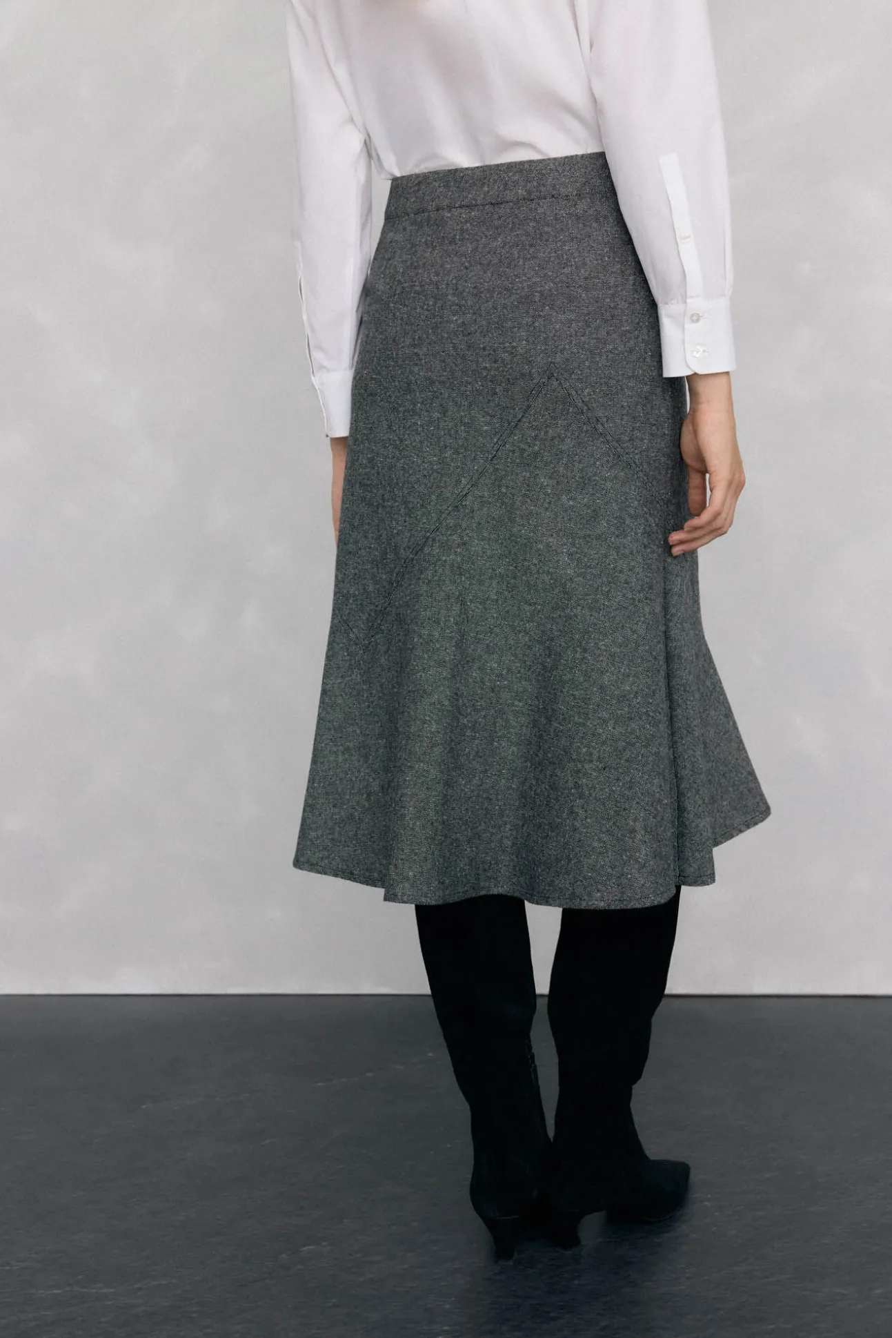 Bota tacón kitten serraje