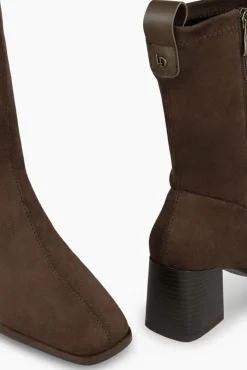 Botines efecto piel elástica con tacón