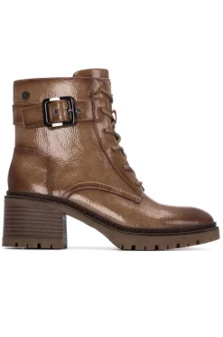 Botín charol con cordones