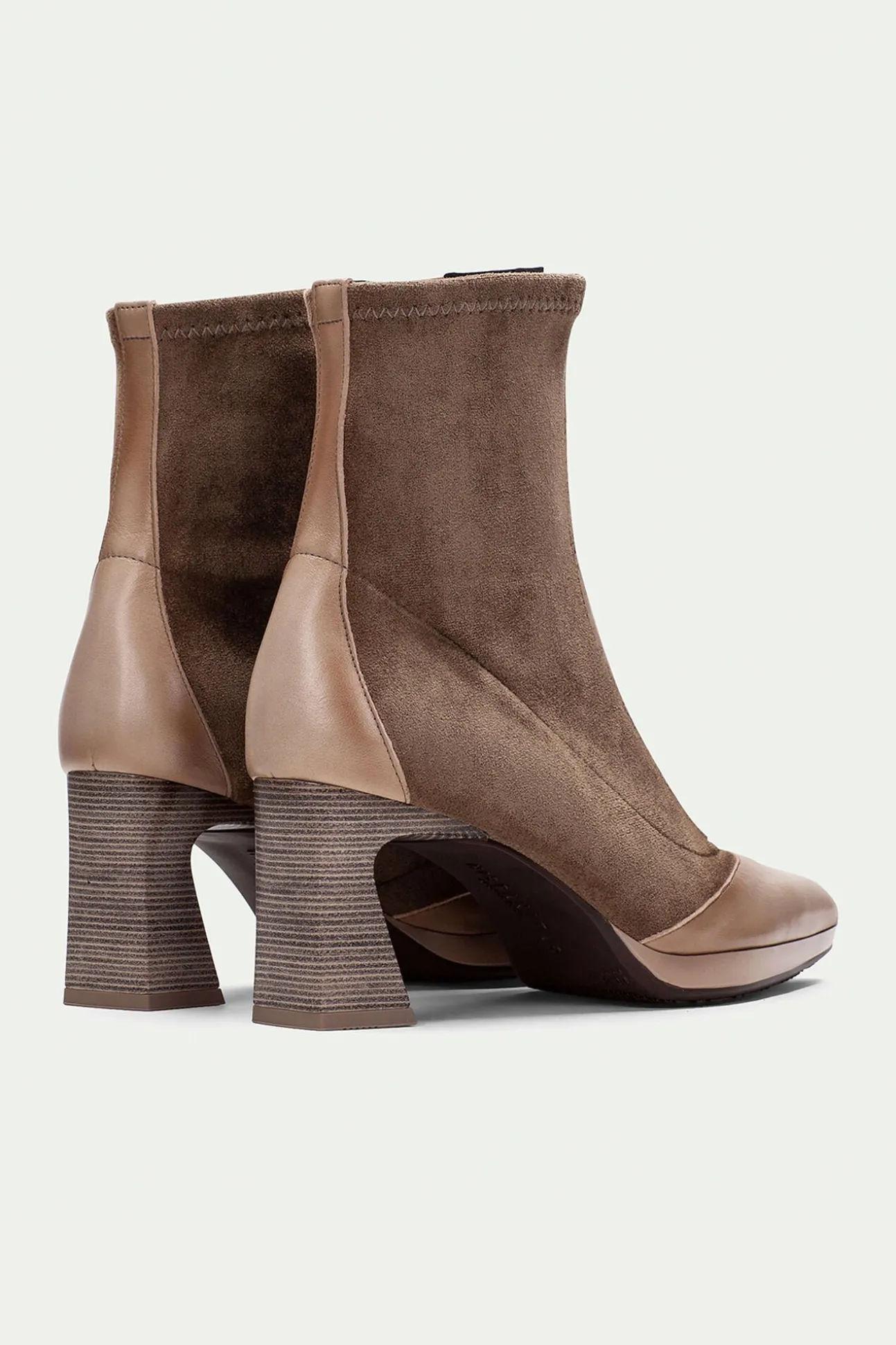 Botín punta fina con cremallera ATLANTA