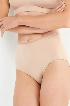 Braga alta básica con galón de encaje