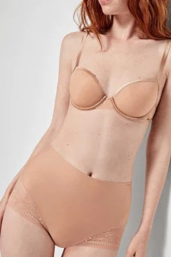 Braga alta sin costuras