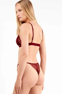 Braga brasileña en terciopelo