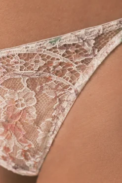 Braga brasileña tira encaje multicolor