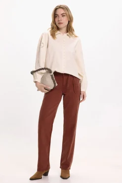 Camisa con calados de algodón orgánico