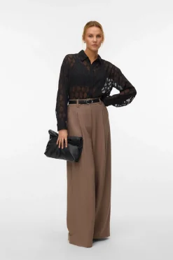 Camisa con estructura