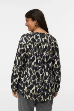 Camisa cuello pico Curve