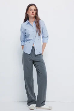 Camisa detalles bordados