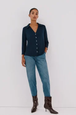 Camisa elástica botones