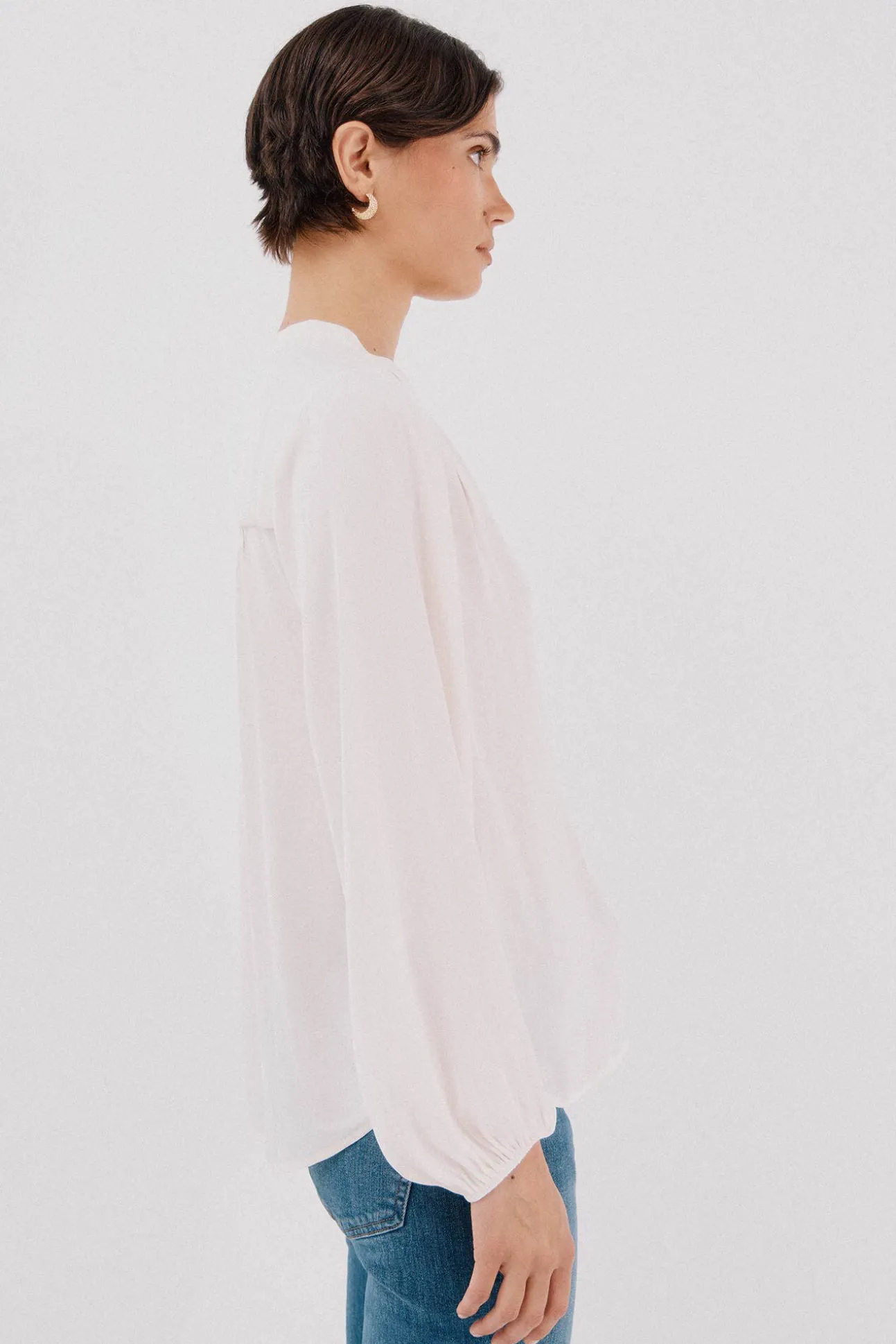 Camisa elástica botones