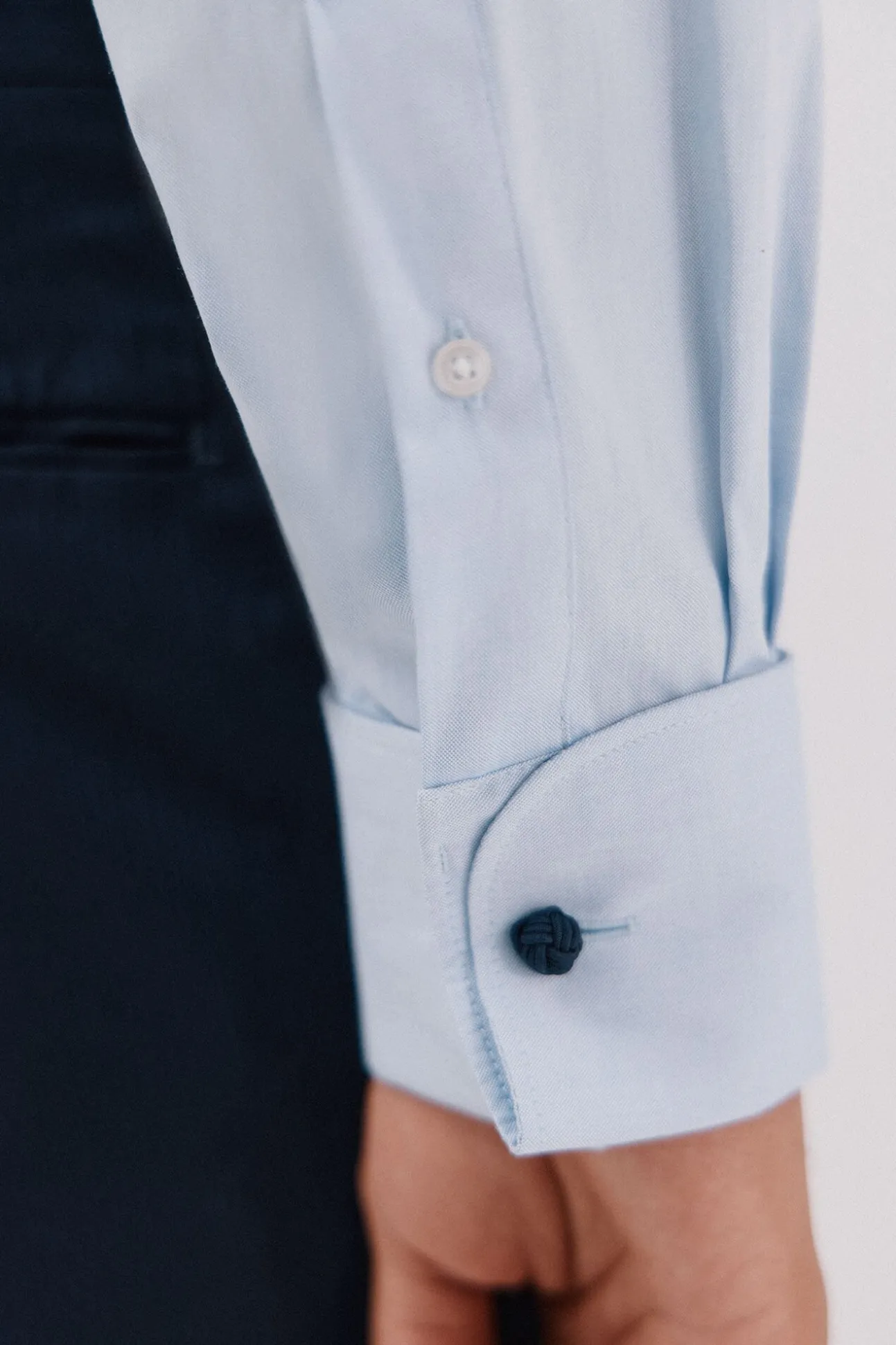 Camisa gemelos lisa fácil plancha