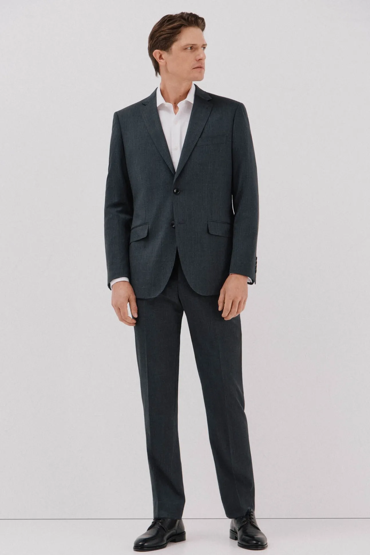 Camisa gemelos lisa fácil plancha