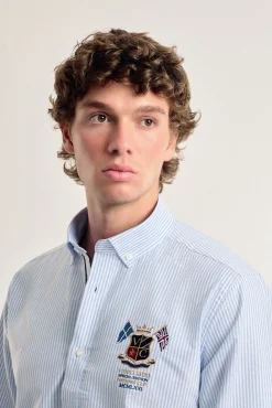 Camisa hombre Valecuatro celeste modelo banderas