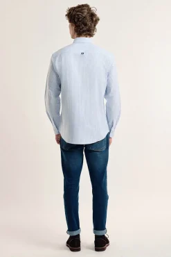 Camisa hombre Valecuatro celeste modelo banderas