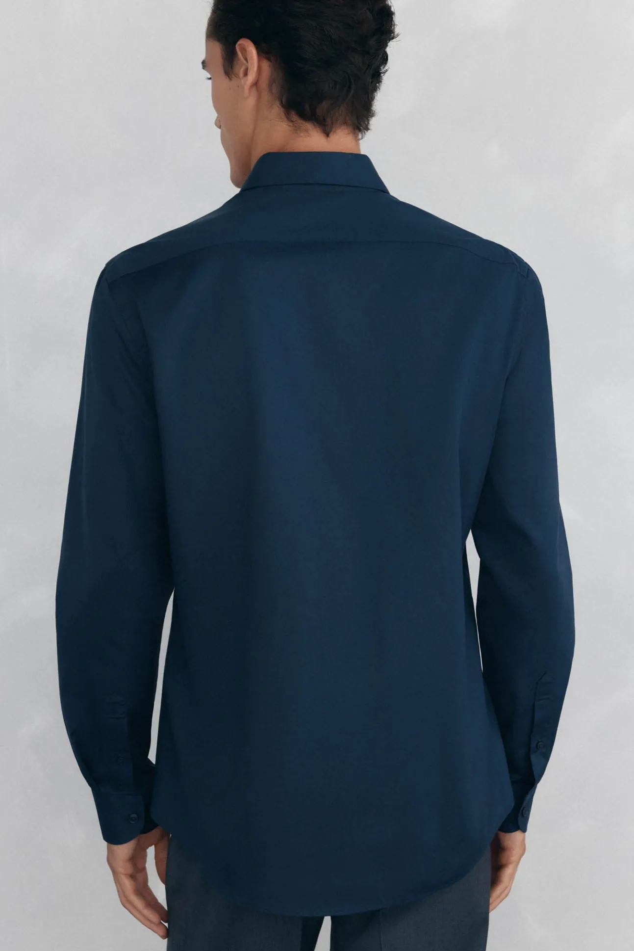 Camisa lisa twill fácil plancha + anti olor slim fit