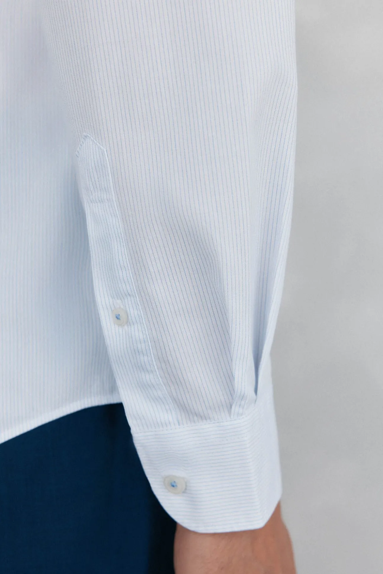 Camisa microraya fácil plancha + anti olor slim fit