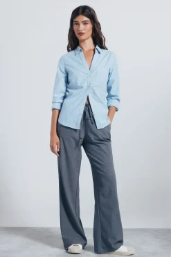 Camisa Oxford cuello abierto