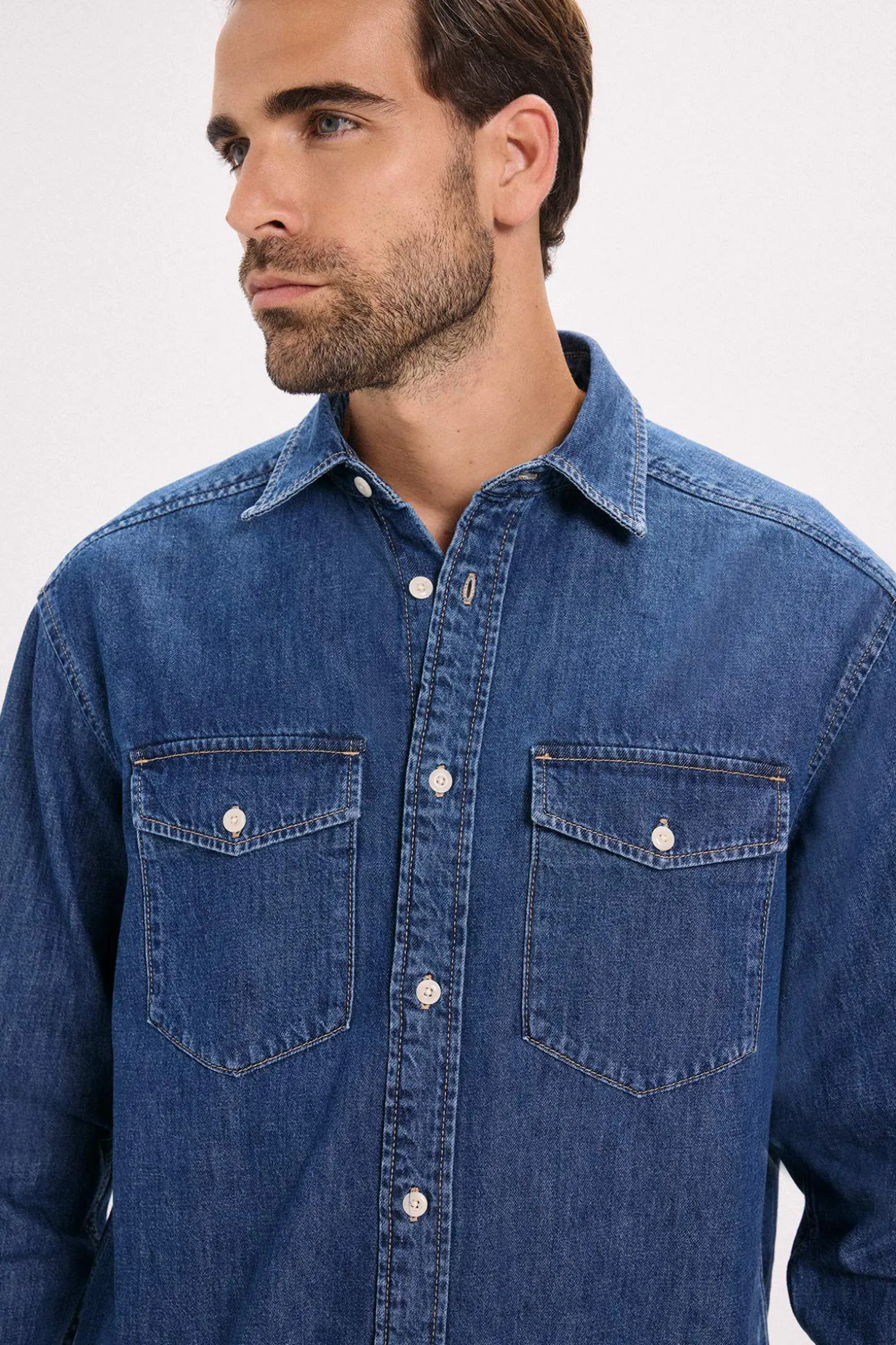 Camisa regular fit denim