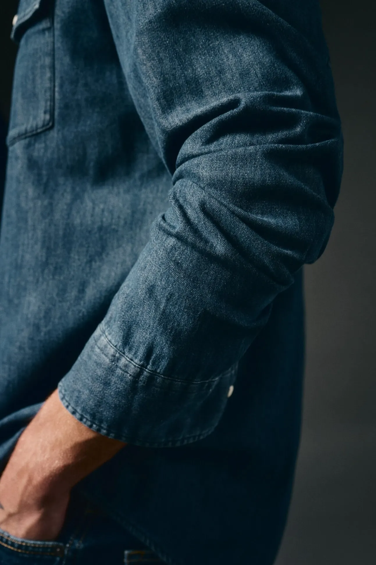 Camisa vaquera con bolsillos