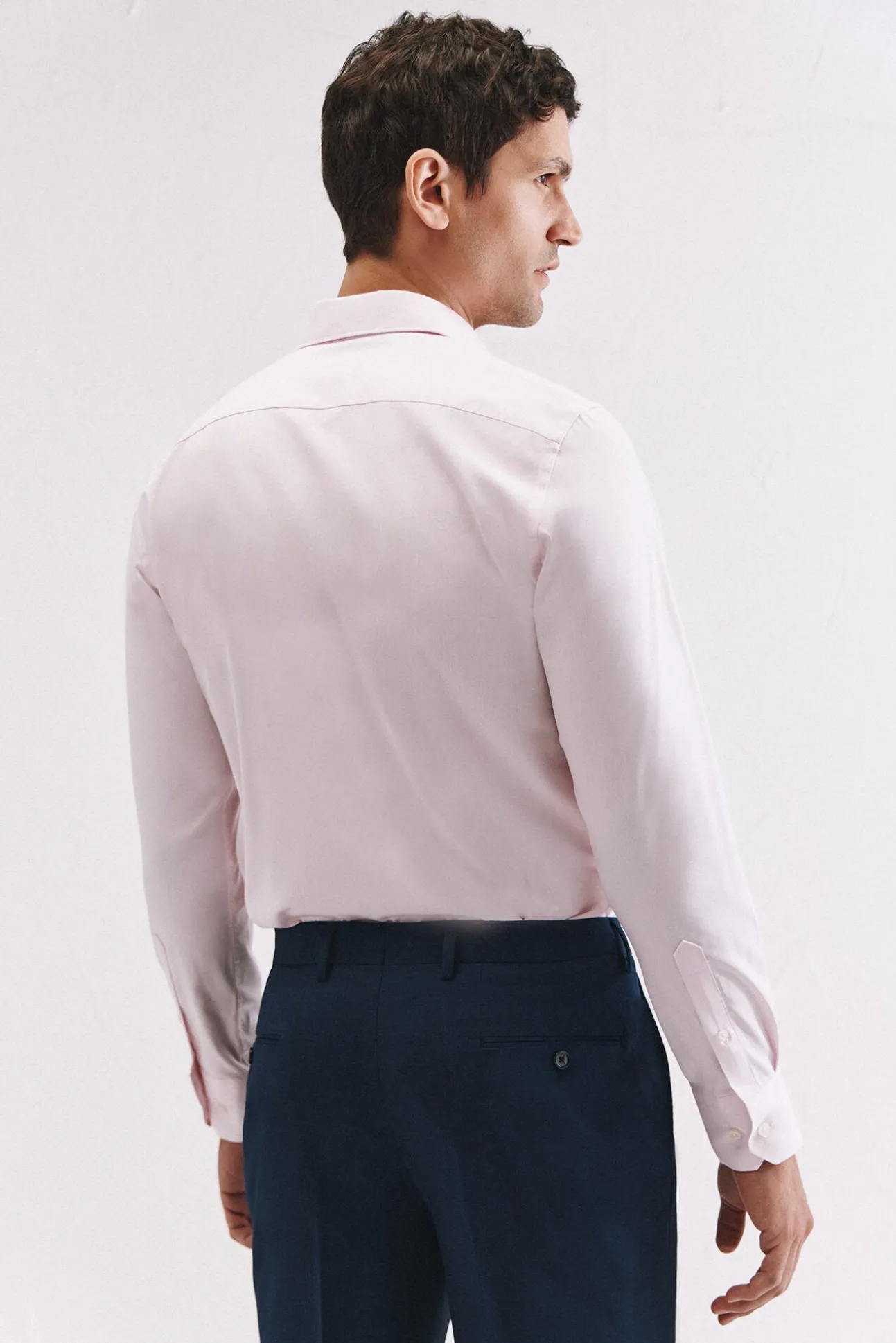 Camisa vestir lisa fácil plancha