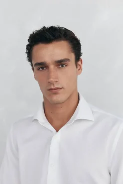 Camisa vestir lisa non iron + antimanchas