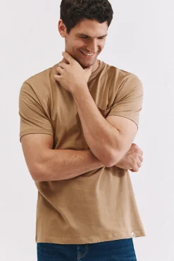 Camiseta básica bolsillo