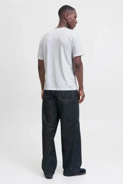 Camiseta básica con logo