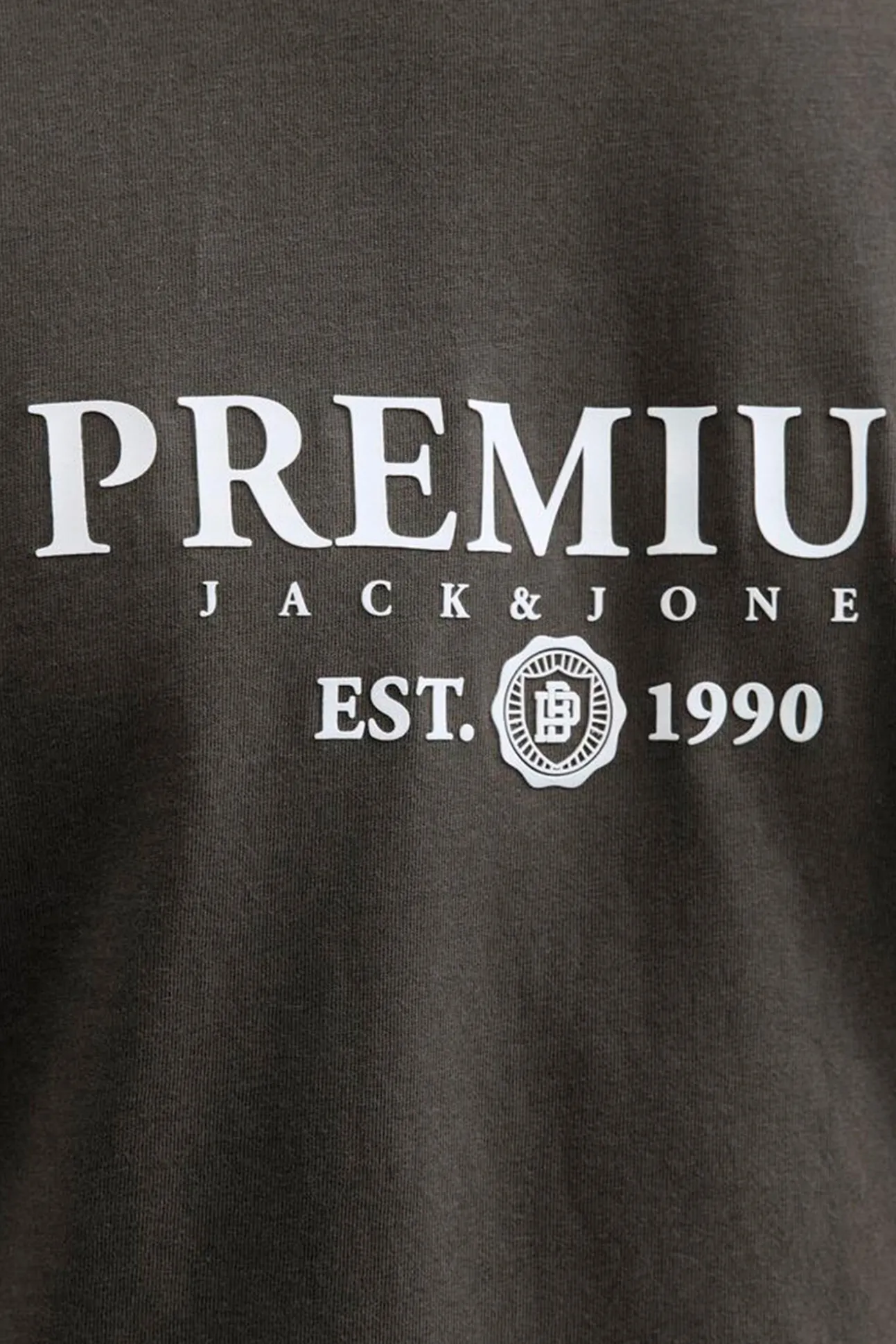 Camiseta básica con logo