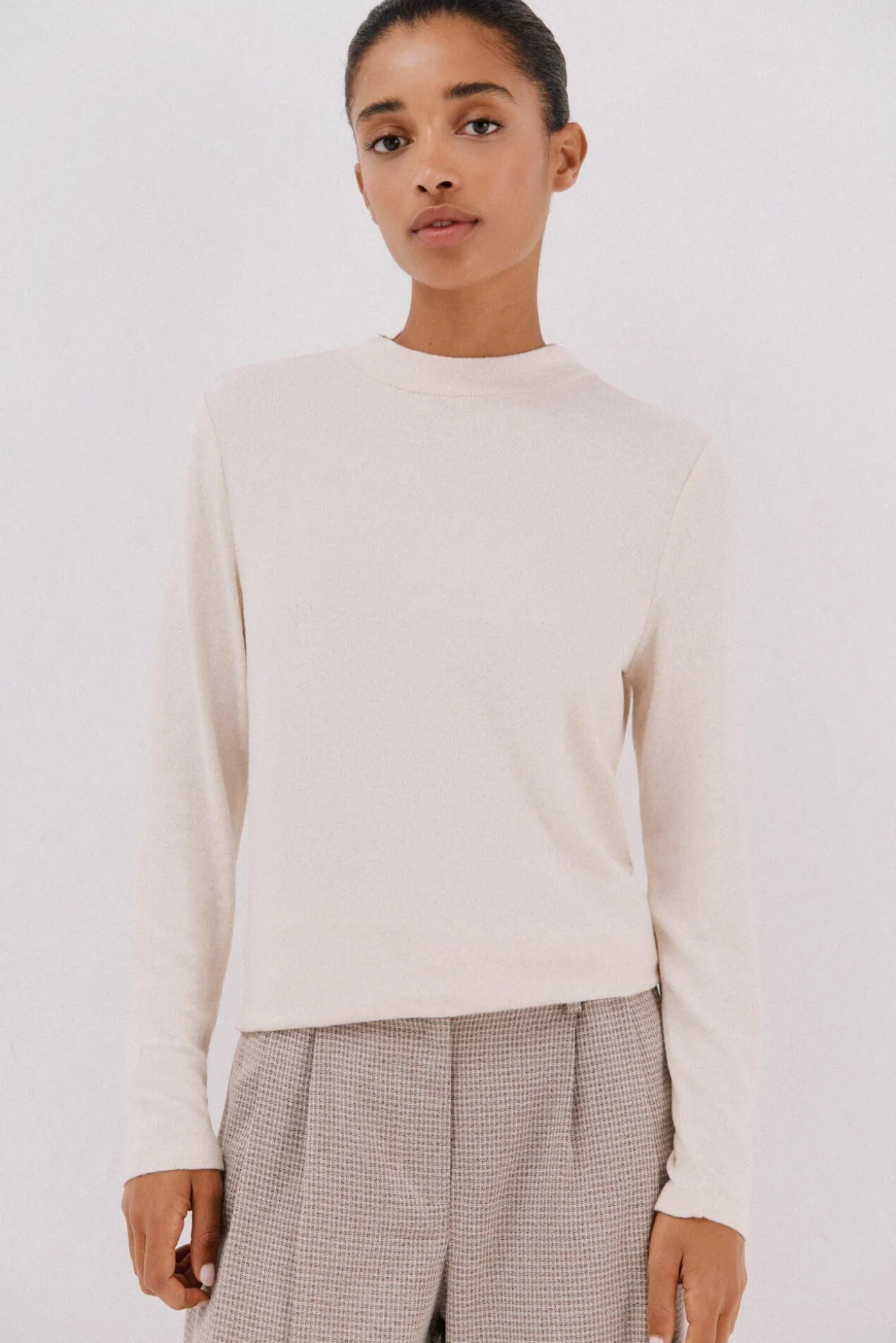 Camiseta básica cuello perkins