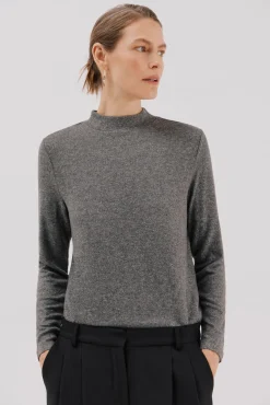 Camiseta básica cuello perkins