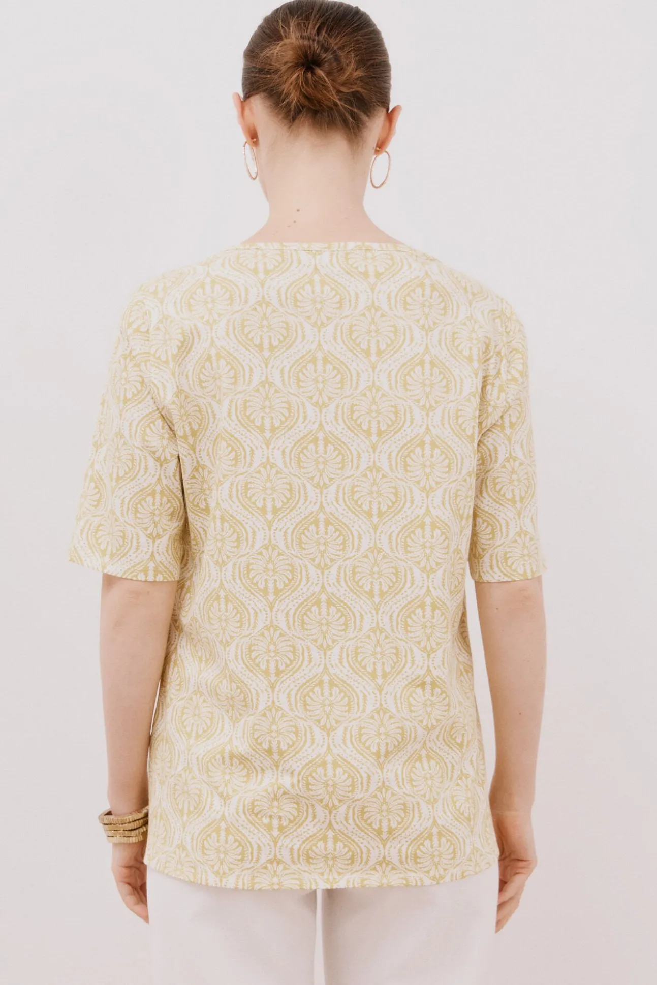 Camiseta básica escote barco