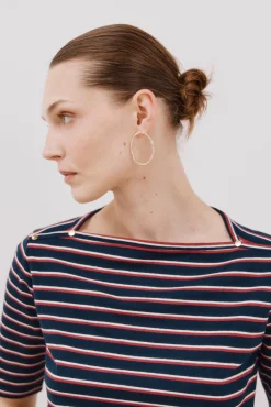 Camiseta básica escote barco