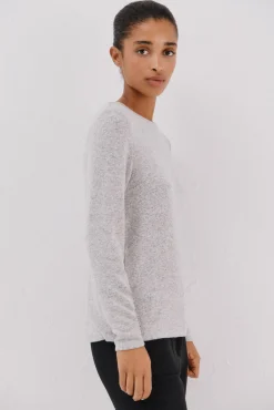 Camiseta básica escote caja