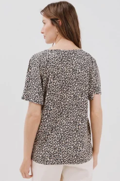 Camiseta básica fluida